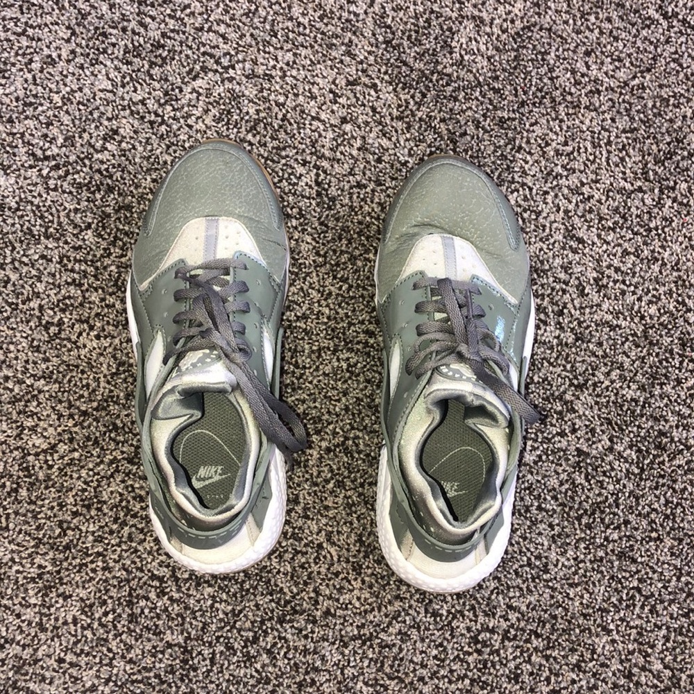 Nike Huaraches